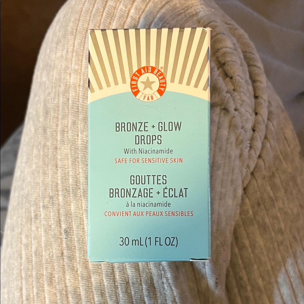 First Aid Beauty Bronze + Glow Drops